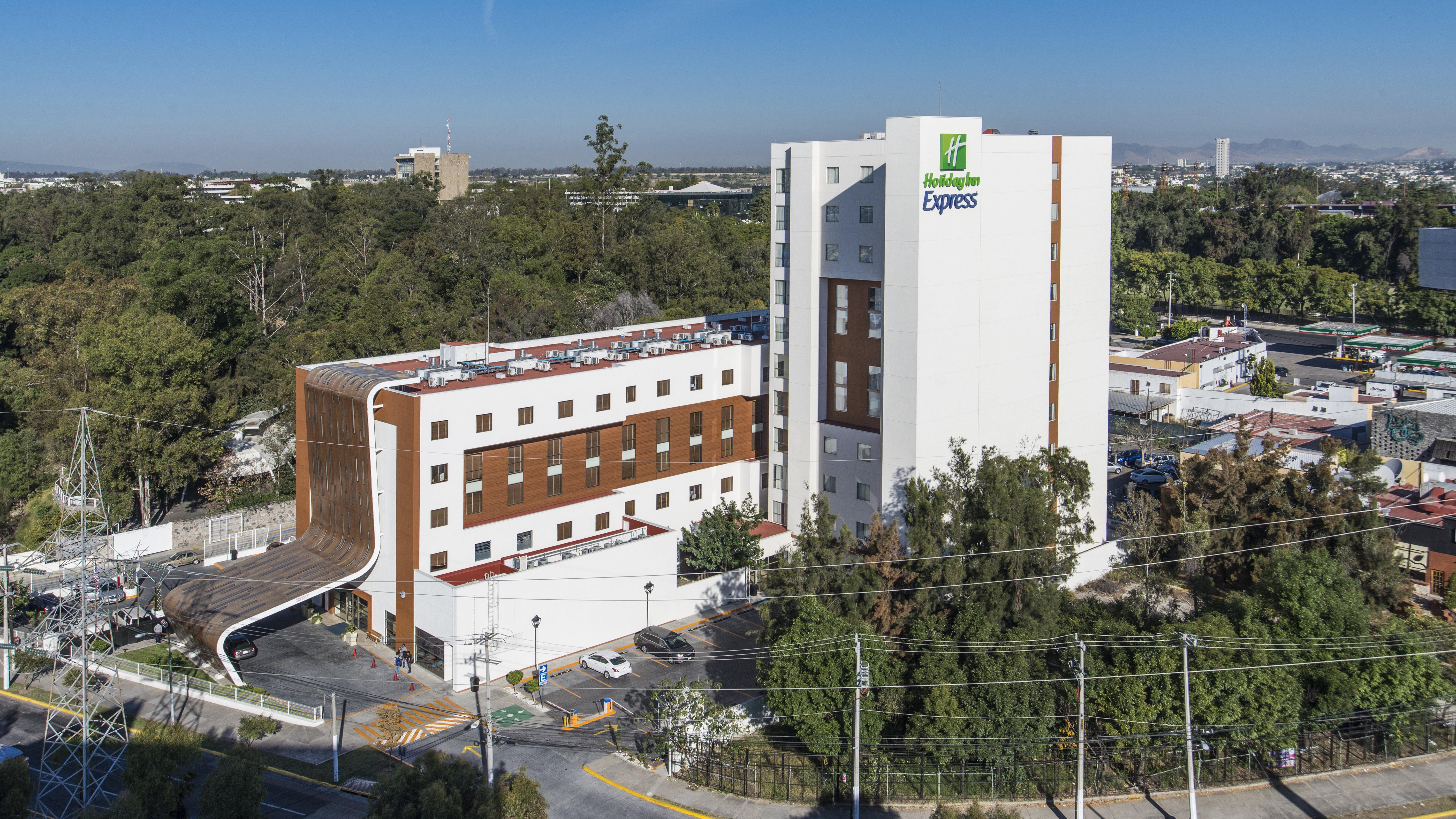 ספופן Holiday Inn Guadalajara Patria-Universidad By Ihg מראה חיצוני תמונה