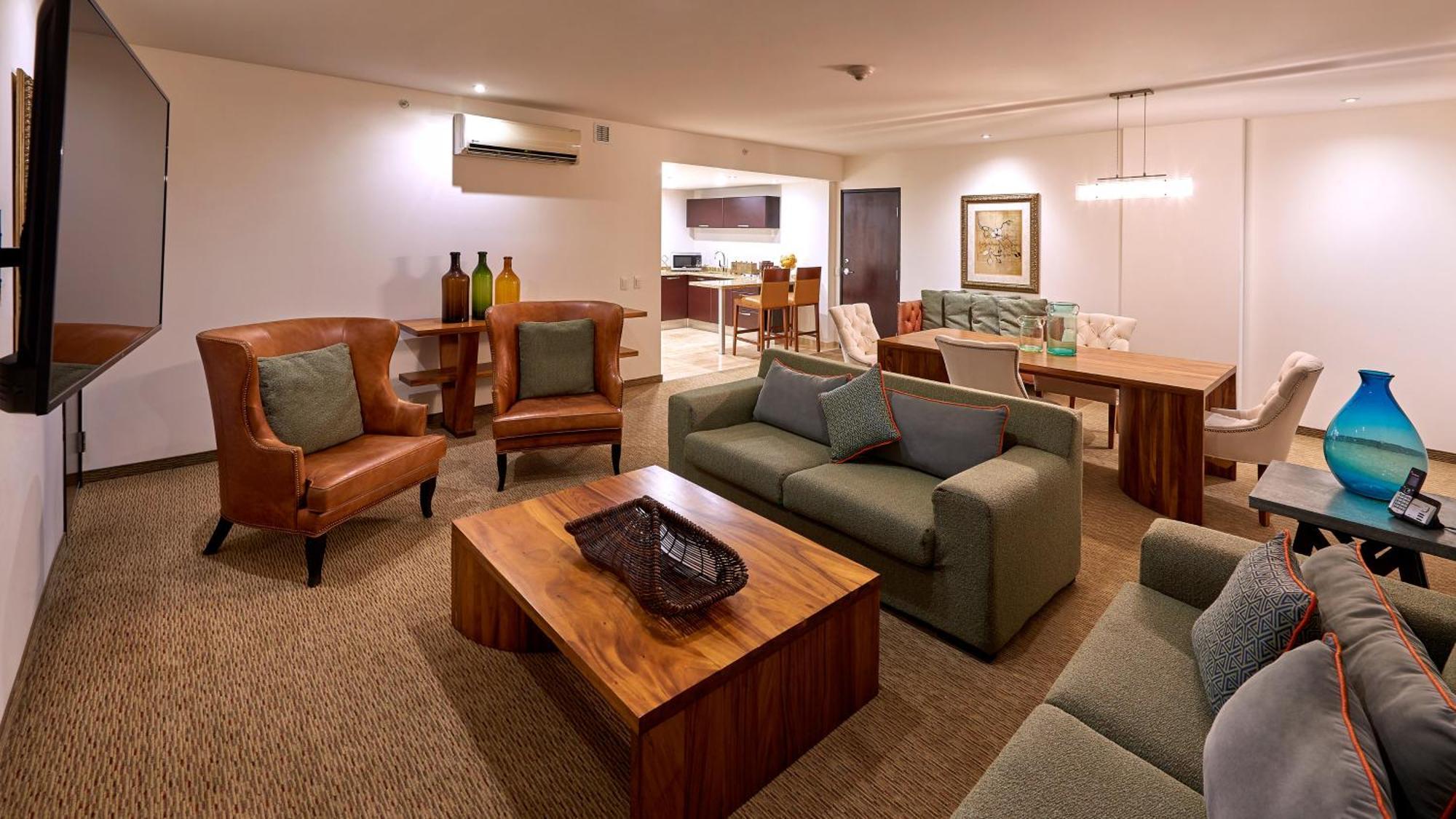 ספופן Holiday Inn Guadalajara Patria-Universidad By Ihg מראה חיצוני תמונה