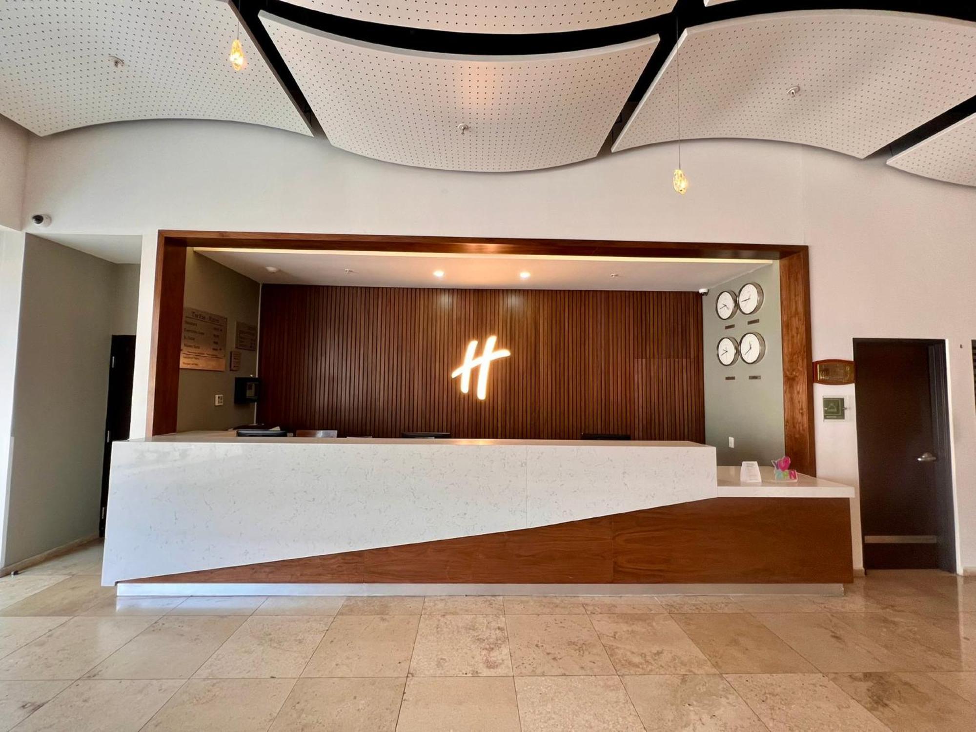 ספופן Holiday Inn Guadalajara Patria-Universidad By Ihg מראה חיצוני תמונה